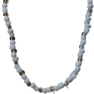 Elegant Retro Beaded Necklace White Beads Minimalist Classic Fashion Jewelry